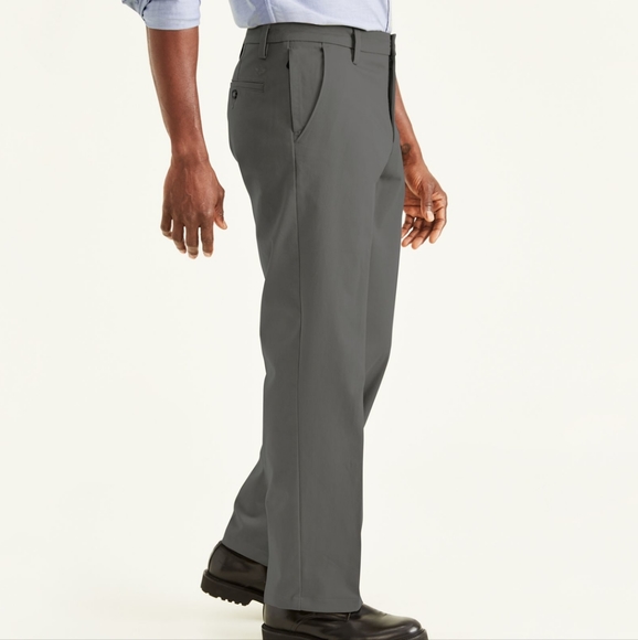 Dockers Men's Gray Workday Khakis Classic Fit Pleated Dress Pants Size 38X29 EUC - Picture 6 of 11